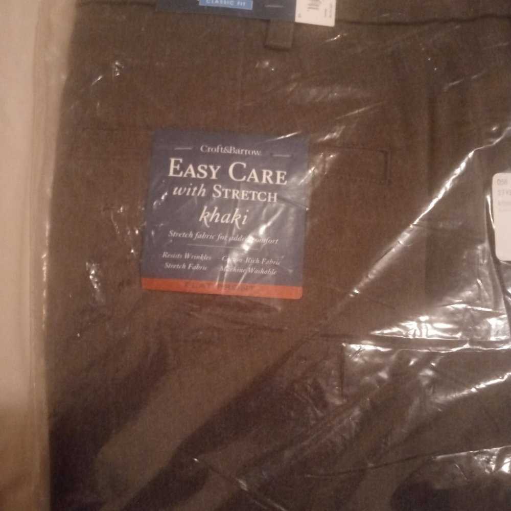 NWT Men's Croft&Barrow classic fit stretch khaki Pants